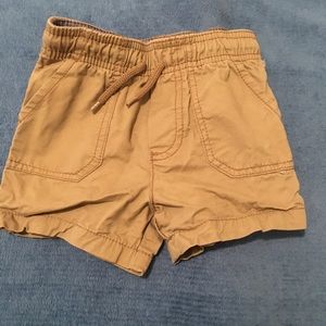 😇OSHKOSH B’GOSH KHAKI SHORT😇